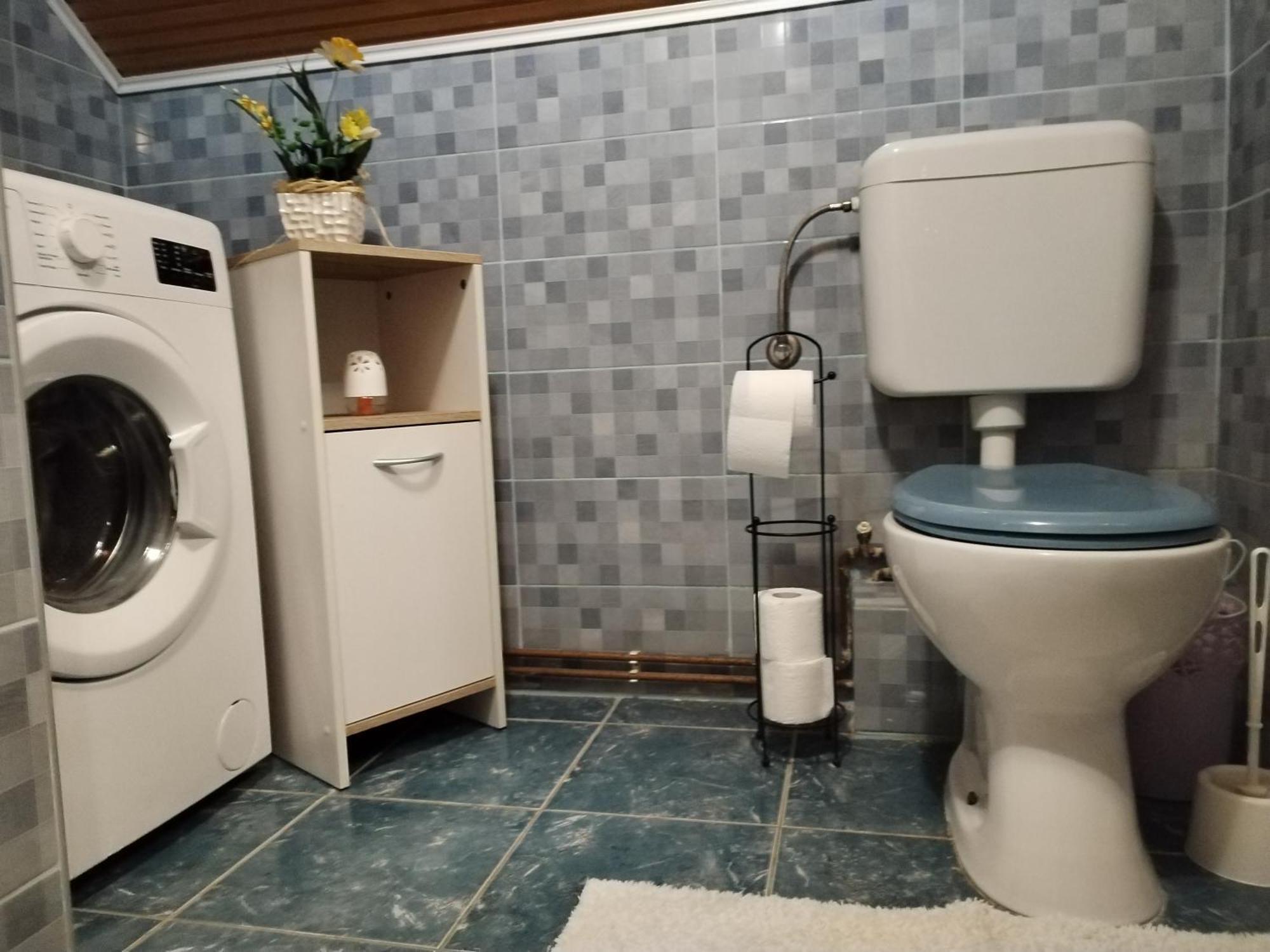 Apartmani Jozic Garesnica エクステリア 写真